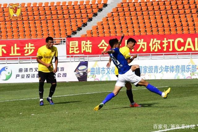 2026十堰马拉松鸣枪开跑 上万跑者领略“山水车城”